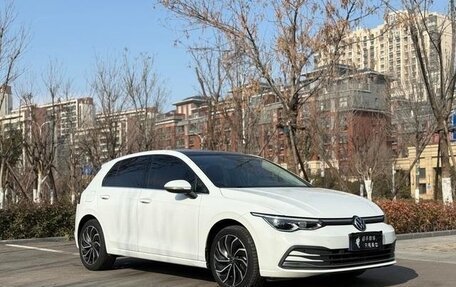 Volkswagen Golf VII, 2021 год, 1 990 000 рублей, 3 фотография