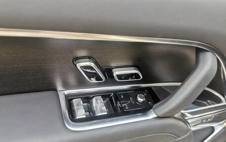 Land Rover Range Rover IV рестайлинг, 2023 год, 25 900 000 рублей, 20 фотография