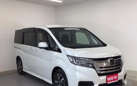 Honda Stepwgn IV, 2021 год, 1 985 000 рублей, 1 фотография