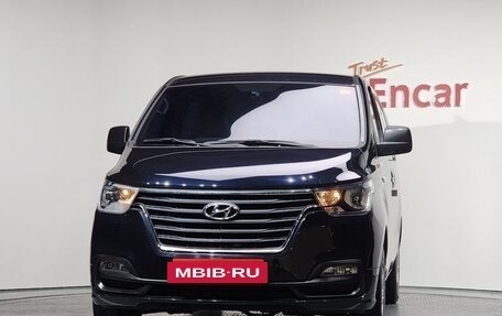Hyundai Grand Starex Grand Starex I рестайлинг 2, 2020 год, 2 990 000 рублей, 5 фотография