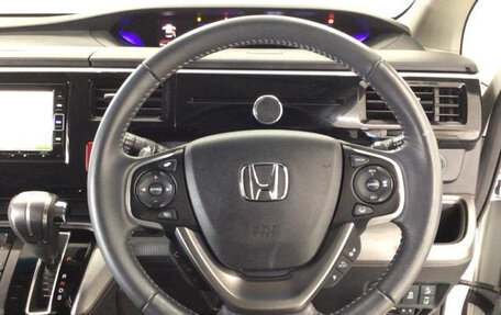 Honda Stepwgn IV, 2021 год, 1 985 000 рублей, 11 фотография