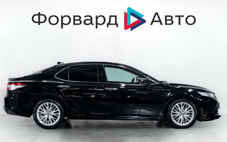Toyota Camry, 2020 год, 2 799 000 рублей, 9 фотография