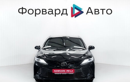 Toyota Camry, 2020 год, 2 799 000 рублей, 2 фотография