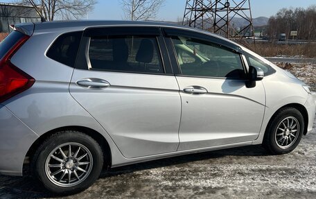 Honda Fit III, 2017 год, 990 000 рублей, 3 фотография