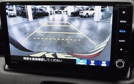 Honda Vezel, 2022 год, 1 850 000 рублей, 13 фотография