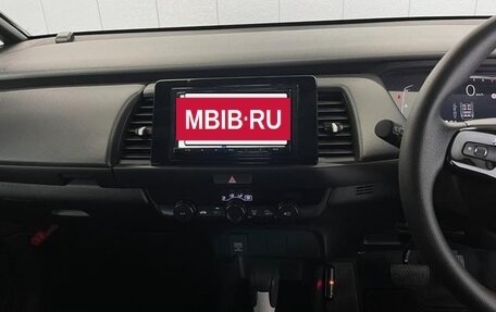 Honda Fit, 2023 год, 1 157 010 рублей, 10 фотография