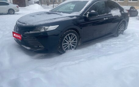 Toyota Camry, 2018 год, 2 870 000 рублей, 1 фотография