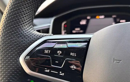 Volkswagen Tiguan II, 2023 год, 2 200 000 рублей, 13 фотография