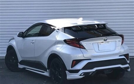 Toyota C-HR I рестайлинг, 2022 год, 1 712 000 рублей, 6 фотография