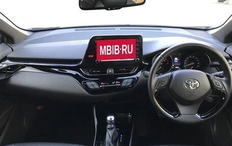 Toyota C-HR I рестайлинг, 2022 год, 1 712 000 рублей, 11 фотография