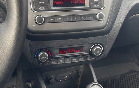 KIA Rio III рестайлинг, 2015 год, 1 170 000 рублей, 17 фотография