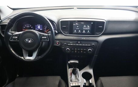 KIA Sportage IV рестайлинг, 2019 год, 2 256 000 рублей, 11 фотография