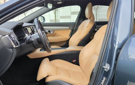 Volvo S90 II рестайлинг, 2019 год, 3 199 000 рублей, 14 фотография