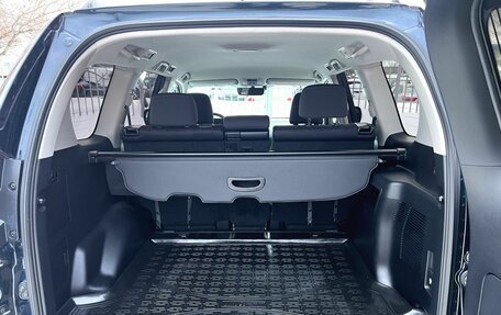 Toyota Land Cruiser Prado 150 рестайлинг 2, 2018 год, 5 700 000 рублей, 8 фотография