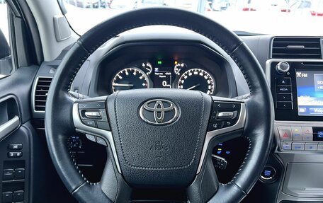 Toyota Land Cruiser Prado 150 рестайлинг 2, 2018 год, 5 700 000 рублей, 10 фотография