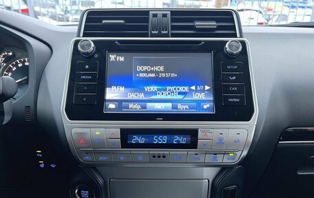 Toyota Land Cruiser Prado 150 рестайлинг 2, 2018 год, 5 700 000 рублей, 12 фотография