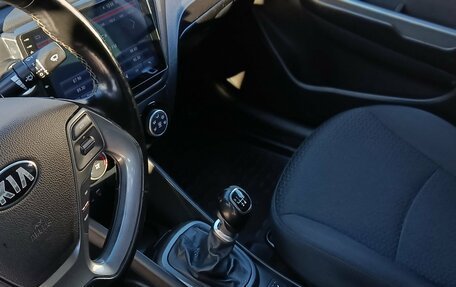 KIA Rio III рестайлинг, 2016 год, 850 000 рублей, 4 фотография