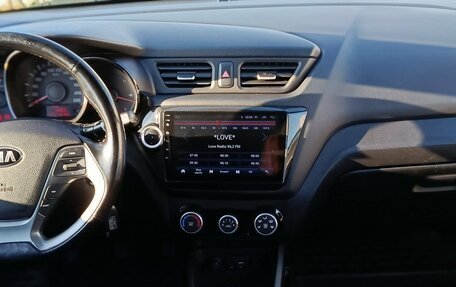 KIA Rio III рестайлинг, 2016 год, 850 000 рублей, 10 фотография