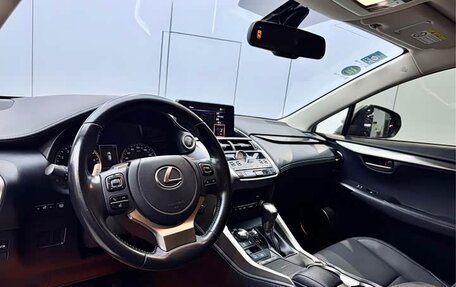 Lexus NX I, 2020 год, 2 930 000 рублей, 16 фотография