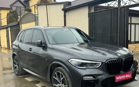 BMW X5, 2019 год, 5 600 000 рублей, 1 фотография