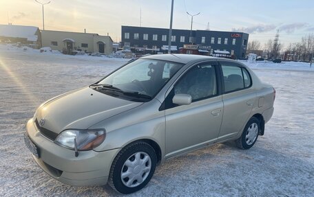 Toyota Platz, 2000 год, 410 000 рублей, 3 фотография
