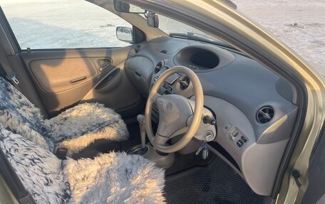 Toyota Platz, 2000 год, 410 000 рублей, 6 фотография