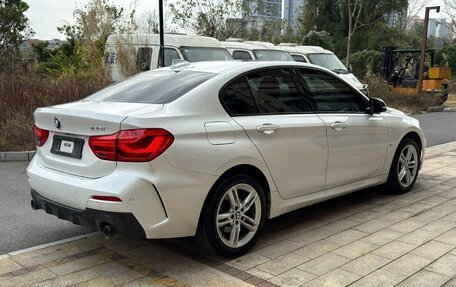 BMW 1 серия, 2022 год, 1 500 000 рублей, 4 фотография