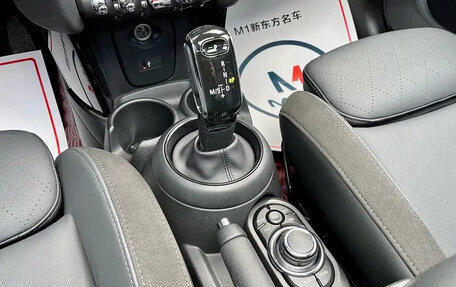 MINI Hatch, 2022 год, 1 780 017 рублей, 10 фотография