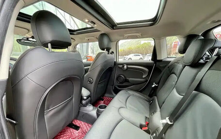 MINI Hatch, 2022 год, 1 780 017 рублей, 7 фотография