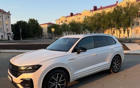 Volkswagen Touareg III, 2018 год, 5 200 000 рублей, 7 фотография