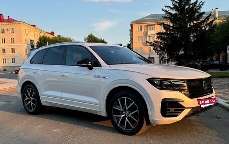 Volkswagen Touareg III, 2018 год, 5 200 000 рублей, 12 фотография