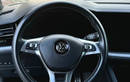 Volkswagen Touareg III, 2018 год, 5 200 000 рублей, 29 фотография