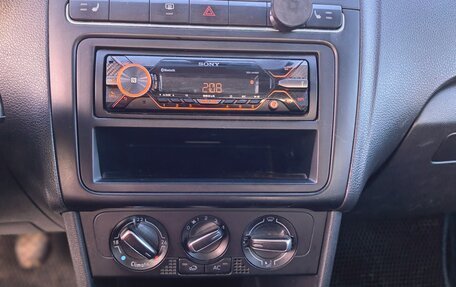 Volkswagen Polo VI (EU Market), 2010 год, 399 000 рублей, 10 фотография