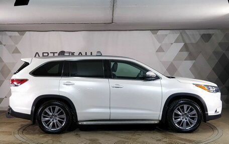 Toyota Highlander III, 2014 год, 3 189 000 рублей, 6 фотография