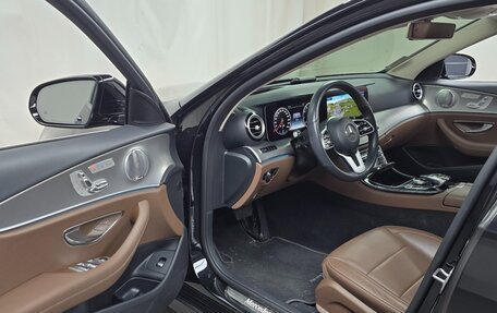 Mercedes-Benz E-Класс, 2019 год, 4 670 000 рублей, 11 фотография