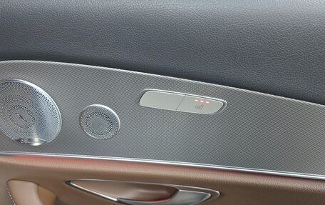 Mercedes-Benz E-Класс, 2019 год, 4 670 000 рублей, 16 фотография