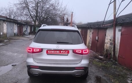 Mercedes-Benz GLB, 2019 год, 3 500 000 рублей, 2 фотография