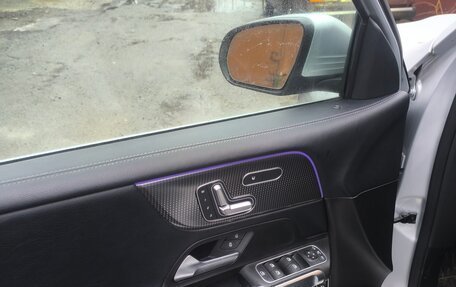 Mercedes-Benz GLB, 2019 год, 3 500 000 рублей, 6 фотография