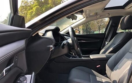 Mazda 3, 2022 год, 1 685 300 рублей, 14 фотография