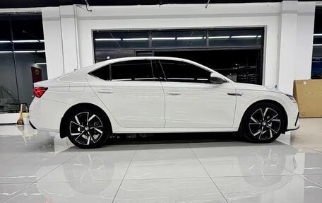 Skoda Octavia IV, 2022 год, 1 769 017 рублей, 7 фотография