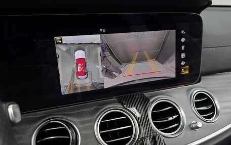 Mercedes-Benz E-Класс, 2022 год, 5 560 000 рублей, 13 фотография