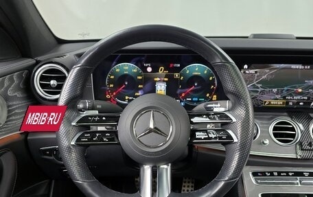 Mercedes-Benz E-Класс, 2022 год, 5 560 000 рублей, 15 фотография