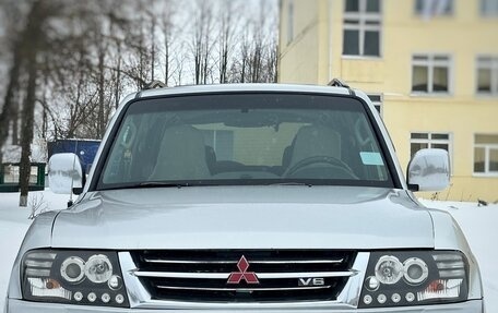 Mitsubishi Montero III, 2001 год, 1 000 050 рублей, 1 фотография