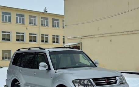 Mitsubishi Montero III, 2001 год, 1 000 050 рублей, 3 фотография