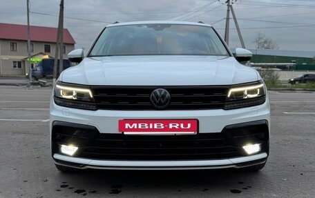 Volkswagen Tiguan II, 2020 год, 4 500 000 рублей, 4 фотография