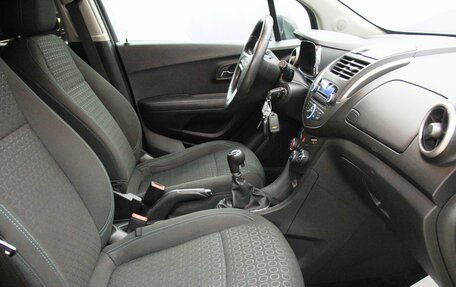 Chevrolet Tracker III, 2015 год, 799 700 рублей, 11 фотография