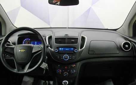 Chevrolet Tracker III, 2015 год, 799 700 рублей, 10 фотография