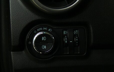 Chevrolet Tracker III, 2015 год, 799 700 рублей, 17 фотография