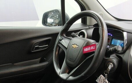 Chevrolet Tracker III, 2015 год, 799 700 рублей, 22 фотография