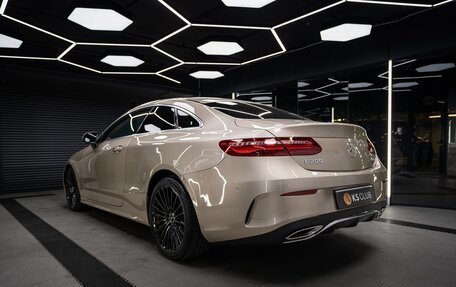 Mercedes-Benz E-Класс, 2018 год, 4 150 000 рублей, 7 фотография